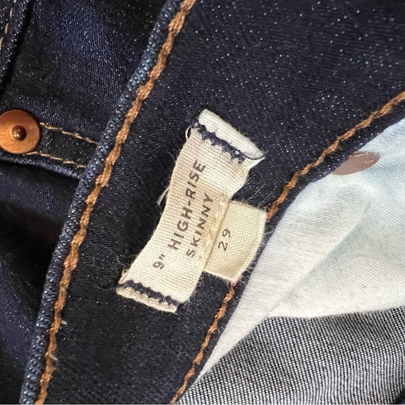 Madewell 9 inch High Rise Skinny Jean- Dark Indigo Wash- Size 29 EUC - Picture 8 of 9